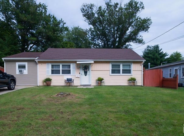 4 Dorset Drive, Trenton, NJ 08618
