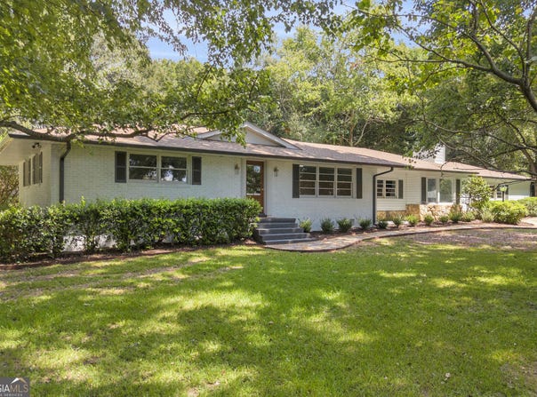 921 Highway 72 E, Comer, GA 30629