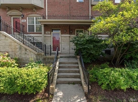 100 Adelaide Street, Detroit, MI 48201