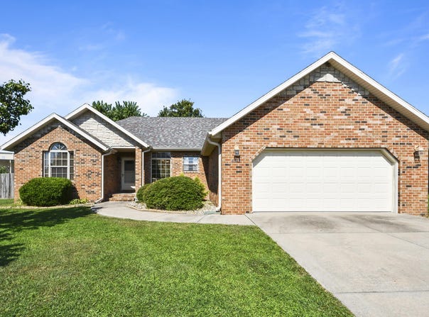 435 Birchwood Street, Rogersville, MO 65742