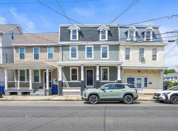 26 PINE STREET, MOUNT HOLLY, NJ 08060