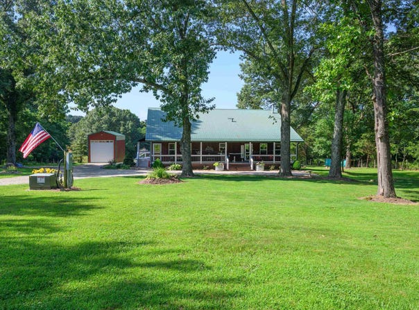 32344 HWY 160, Tecumseh, MO 65760