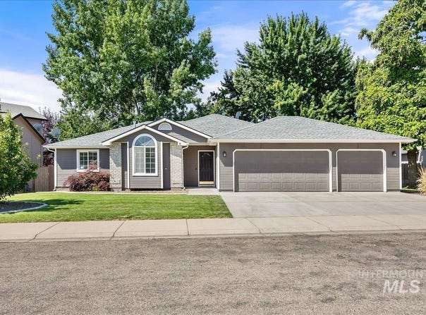 2783 S Spring Bar Way, Meridian, ID 83642
