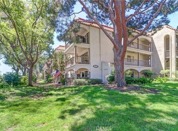 3500 Bahia Blanca W, Laguna Woods, CA 92637