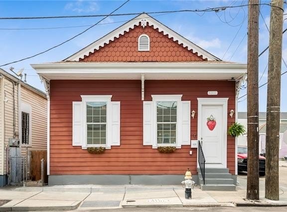 3301 LOYOLA Avenue, New Orleans, LA 70115
