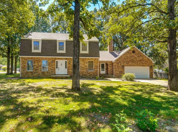 612 E Glendale Street, Aurora, MO 65605