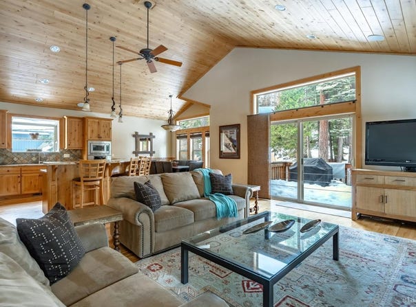 7282 9th Avenue, Tahoma, CA 96142
