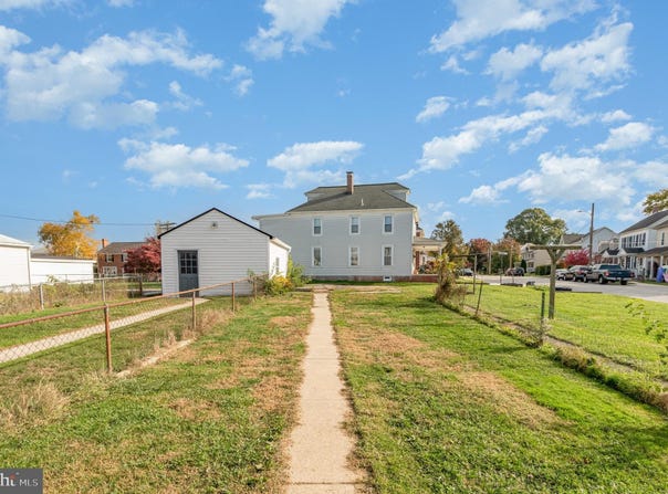 429 HIGH Street, HANOVER, PA 17331