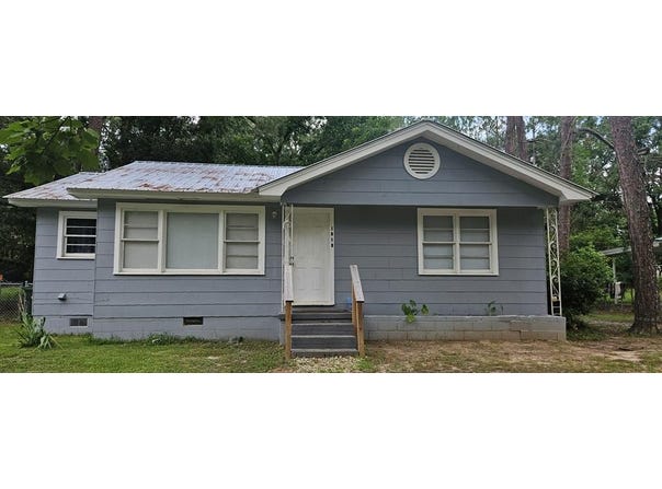 1716 4th St SE, Moultrie, GA 31768