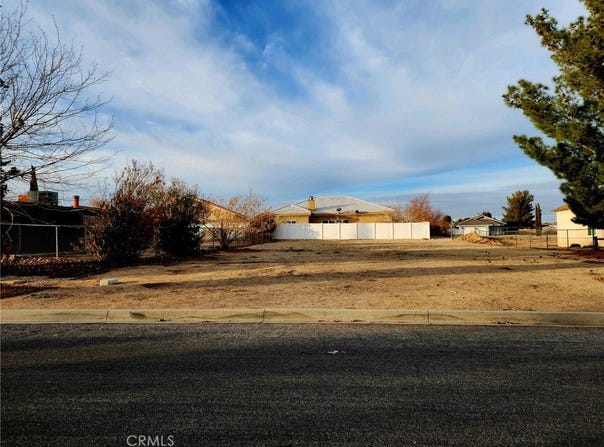 14762 Hartford, Helendale, CA 92342
