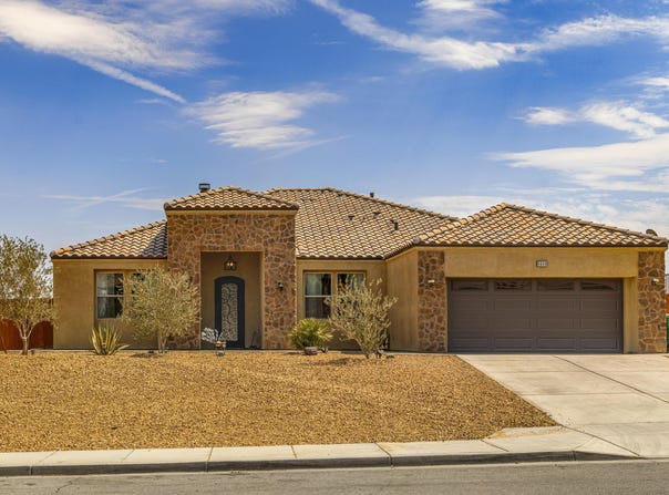 8680 Monument View Drive, Yucca Valley, CA 92284
