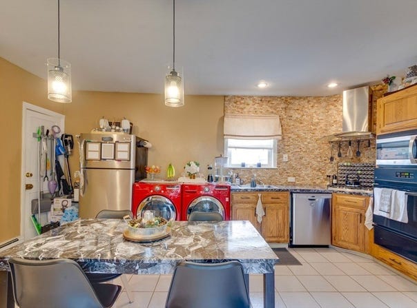 15 Grant St, Boston, MA 02125