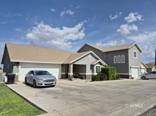 417 N 1st Ave, Thatcher, AZ 85552