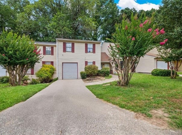 1006 Pine Tree Trail, Atlanta, GA 30349
