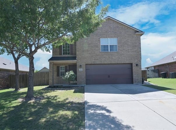 122 Buffalo Ridge Drive, Newark, TX 76071
