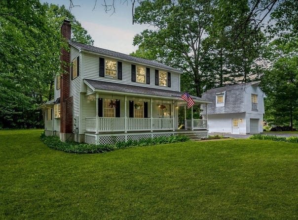 8 Davidson Avenue, Merrimack, NH 03054