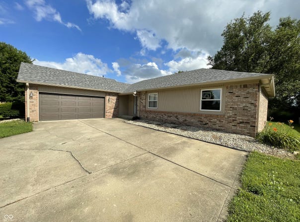 1206 Brownswood Drive, Brownsburg, IN 46112