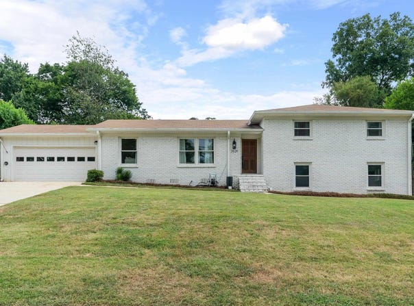 3529 LAUREL VIEW ROAD, HOOVER, AL 35216