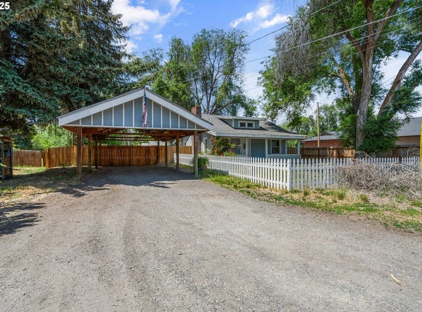 2590 FARGO ST, Klamath Falls, OR 97603