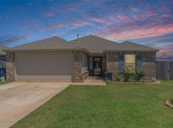 11513 Ruger Road, Yukon, OK 73099