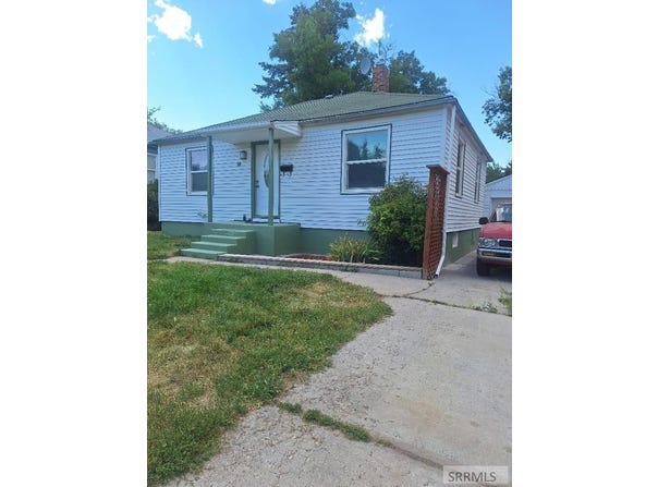 98 Maplewood Avenue, Pocatello, ID 83204