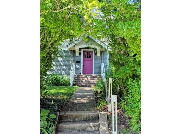 918 E Washington St, IowaCity, IA 52240