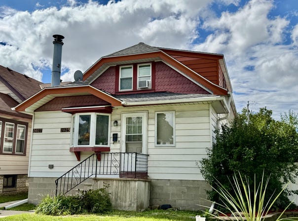 2025 S 76th St, West Allis, WI 53219