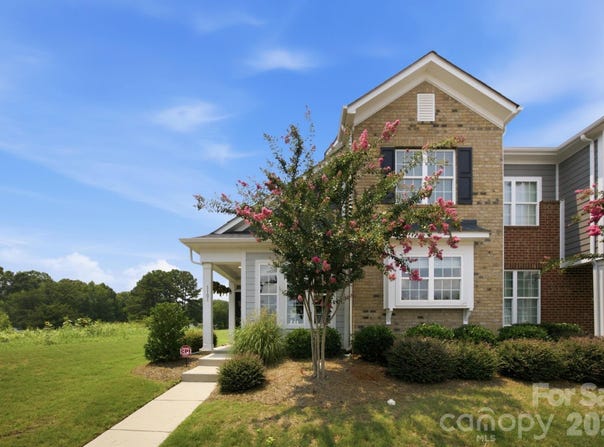 1101 Johns Walk Way, Belmont, NC 28012