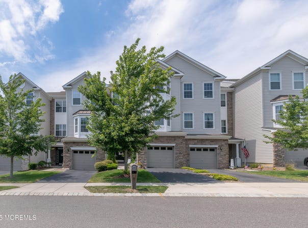 332 Hawthorne Lane, Barnegat, NJ 08005