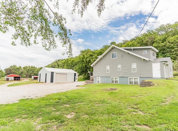 20800 PADDOCK Avenue, PACIFIC JCT, IA 51561