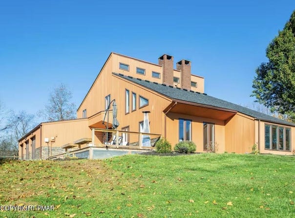 236 Spring Circle, Factoryville, PA 18419