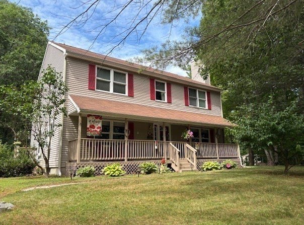 119 Taylor St, Littleton, MA 01460