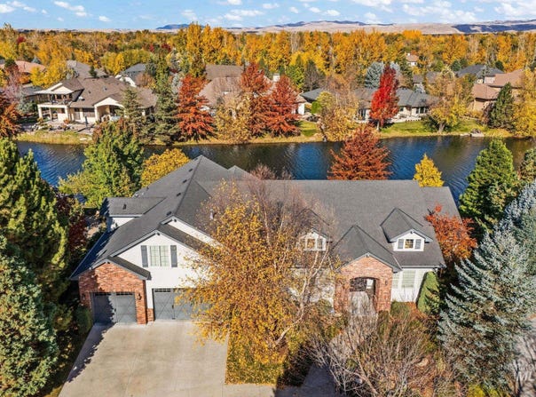 724 E Lakebrook Lane, Eagle, ID 83616