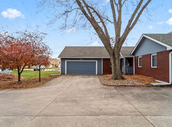 5912 Aspen Circle, Johnston, IA 50131