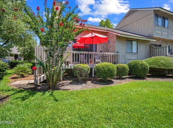 5 Gum Tree Road, Hilton Head Island, SC 29926