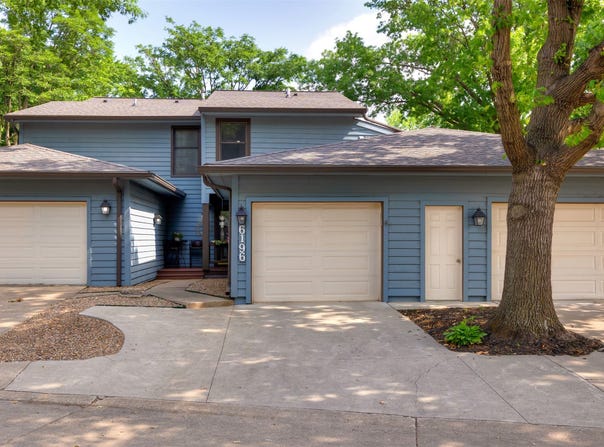 6196 Terrace Drive unit: 2, Johnston, IA 50131