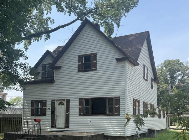 146 Clinmar Place, Centralia, IL 62801