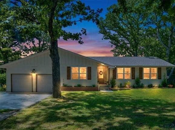 15852 E 450 Road, Claremore, OK 74017