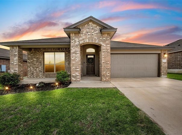 3217 Beutel Road, Lorena, TX 76655