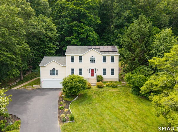 38 Main Street, Deep River, CT 06417