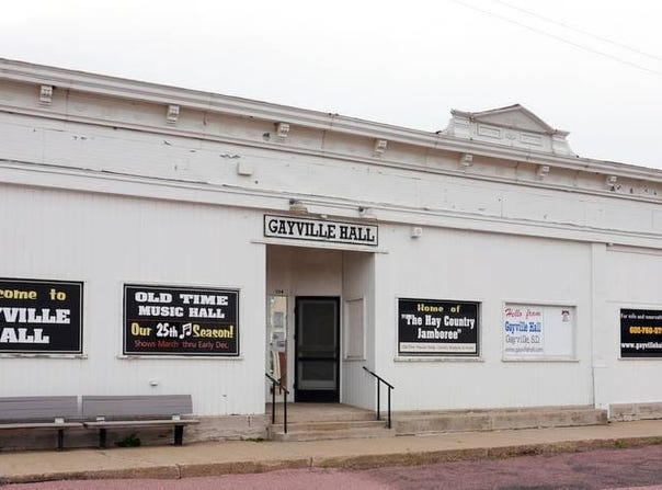 504 Washington St, Gayville, SD 57031