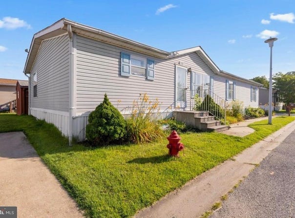 3202 DAHLIA LANE, MIDDLE RIVER, MD 21220