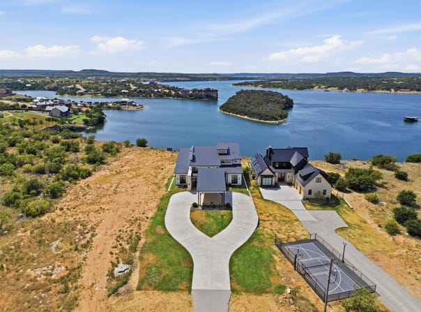 961 E Hells Gate Drive, Graford, TX 76449