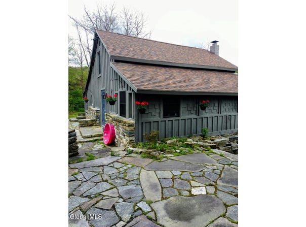 720 Guilder Hollow Road, Granville, NY 12832