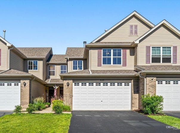449 Dancer Lane, Oswego, IL 60543