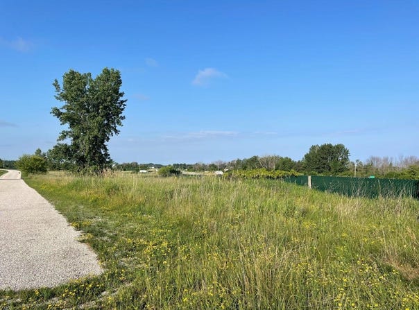 SUGAR MAPLE Drive, LUXEMBURG, WI 54217-0000