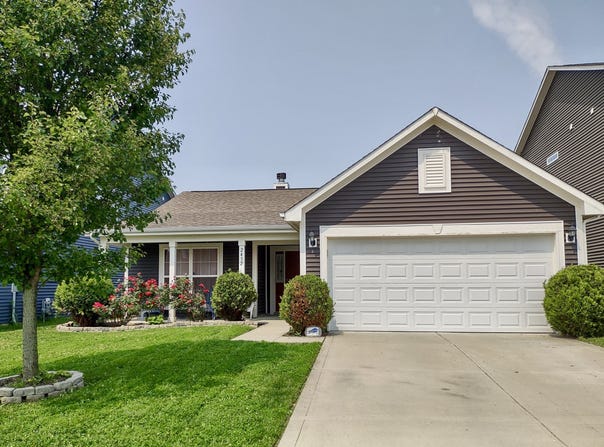 2432 Bridlewood Drive, Franklin, IN 46131