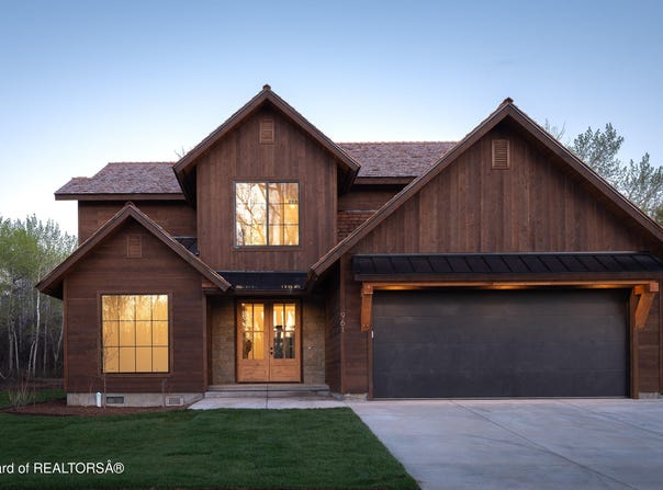 961 CORNICE Court, Driggs, ID 83422