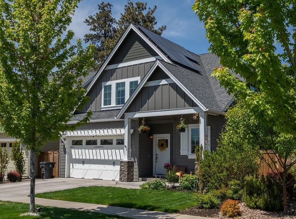 20490 SE Braelen Lane, Bend, OR 97702