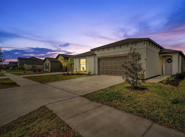 5493 BLUE AZURE DRIVE, WIMAUMA, FL 33598